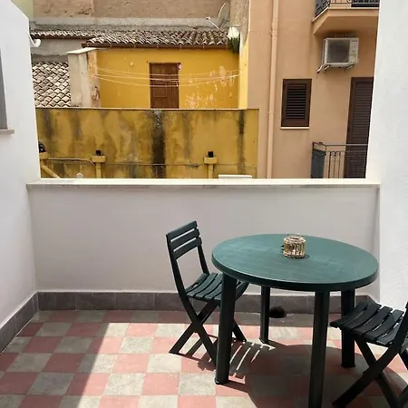 アパート La Casetta Del Sole 2 *